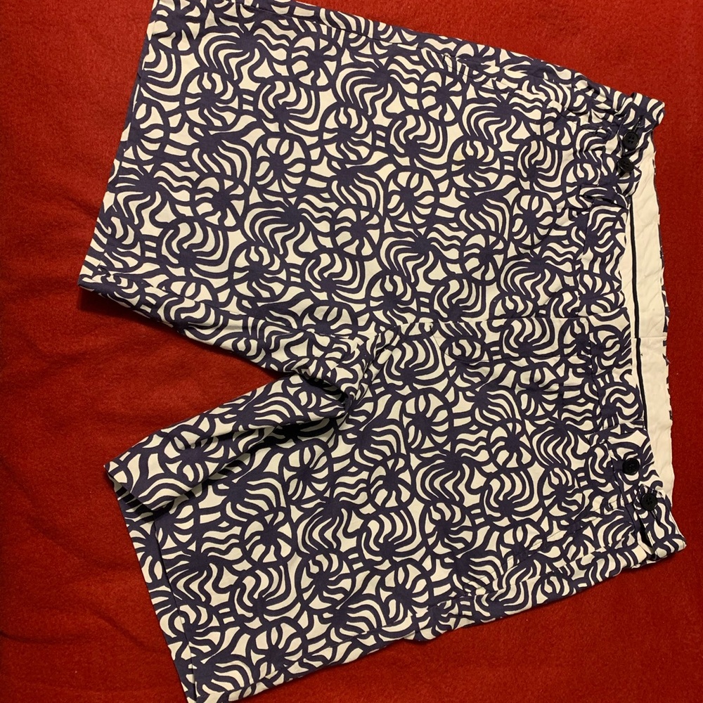 Men’s shorts.